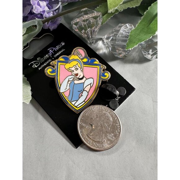Disney Cinderella Trading Pin Princess Crest Shield Lapel Pin Brooch Jewelry - Picture 4 of 8